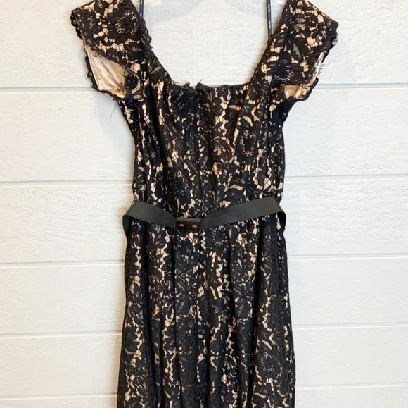 City Chic Off the Shoulder Lace Dreams Dress Black - Picture 6 of 7